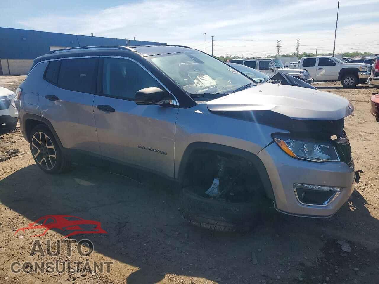 JEEP COMPASS 2018 - 3C4NJDCB7JT128604