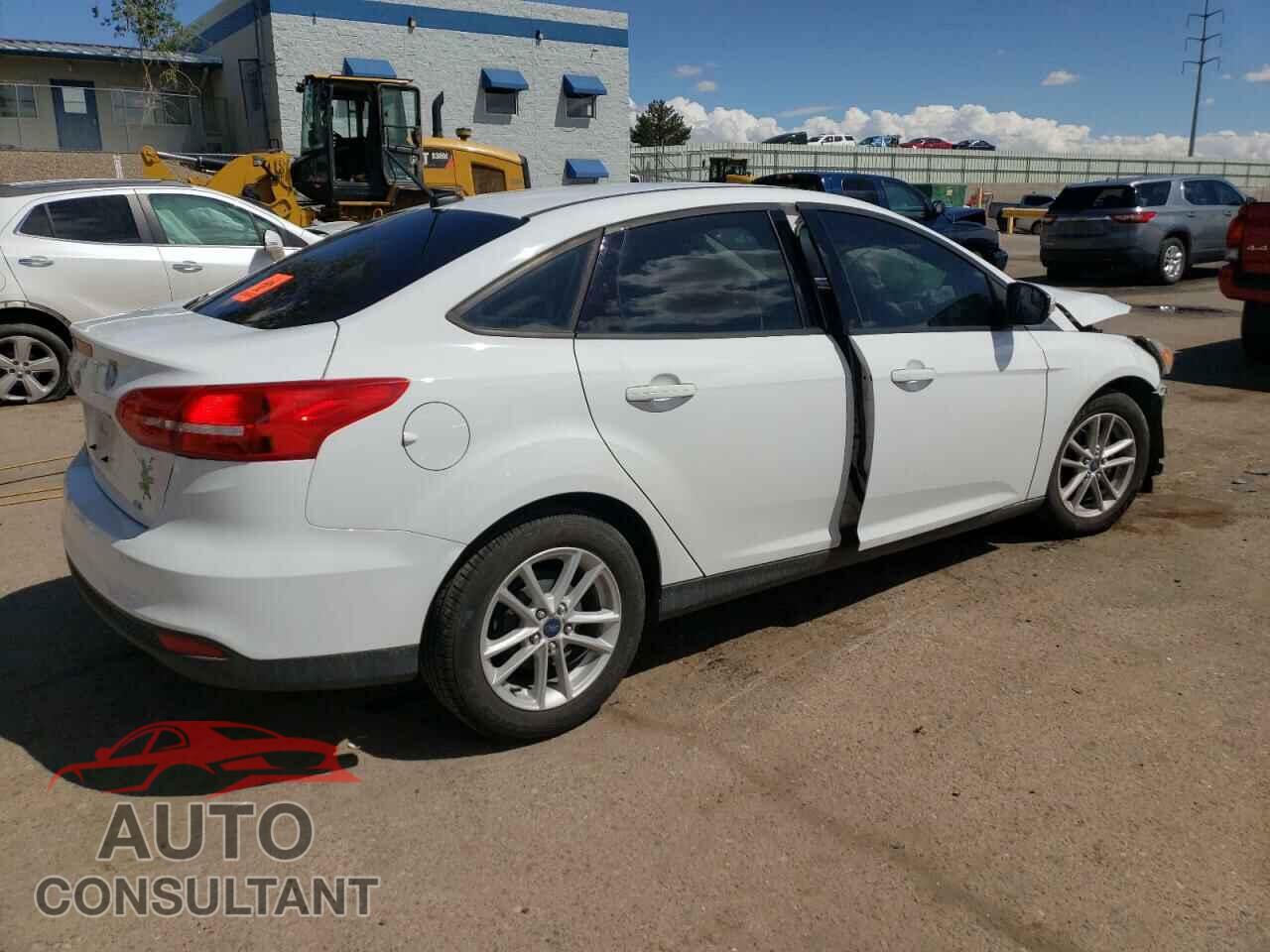 FORD FOCUS 2017 - 1FADP3F21HL300654