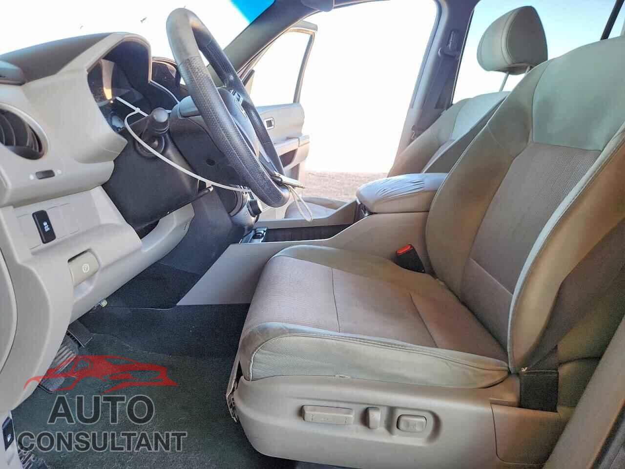 HONDA PILOT 2015 - 5FNYF3H35FB007375