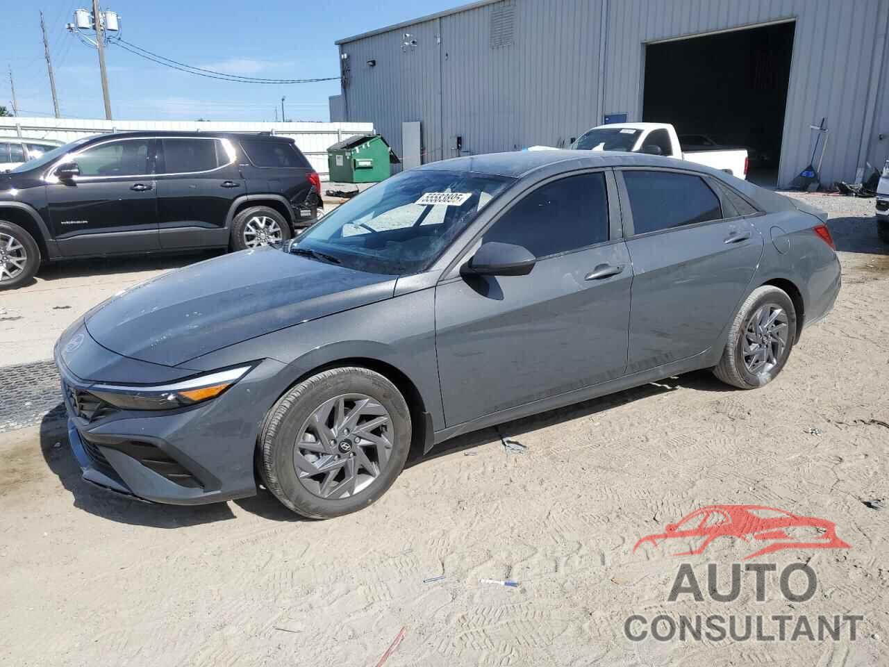 HYUNDAI ELANTRA 2024 - KMHLM4DG3RU712052
