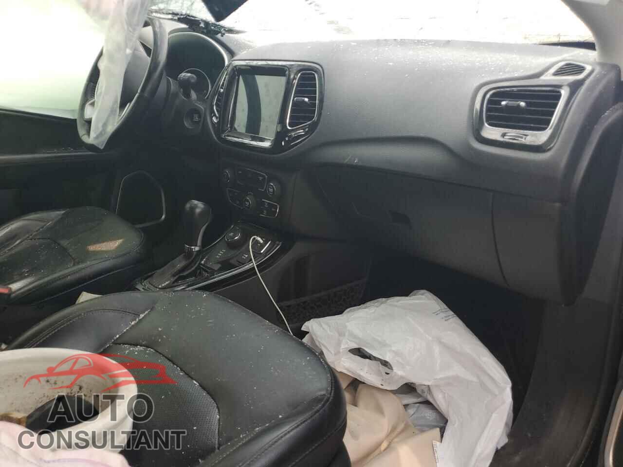 JEEP COMPASS 2017 - 3C4NJDCB3HT674391