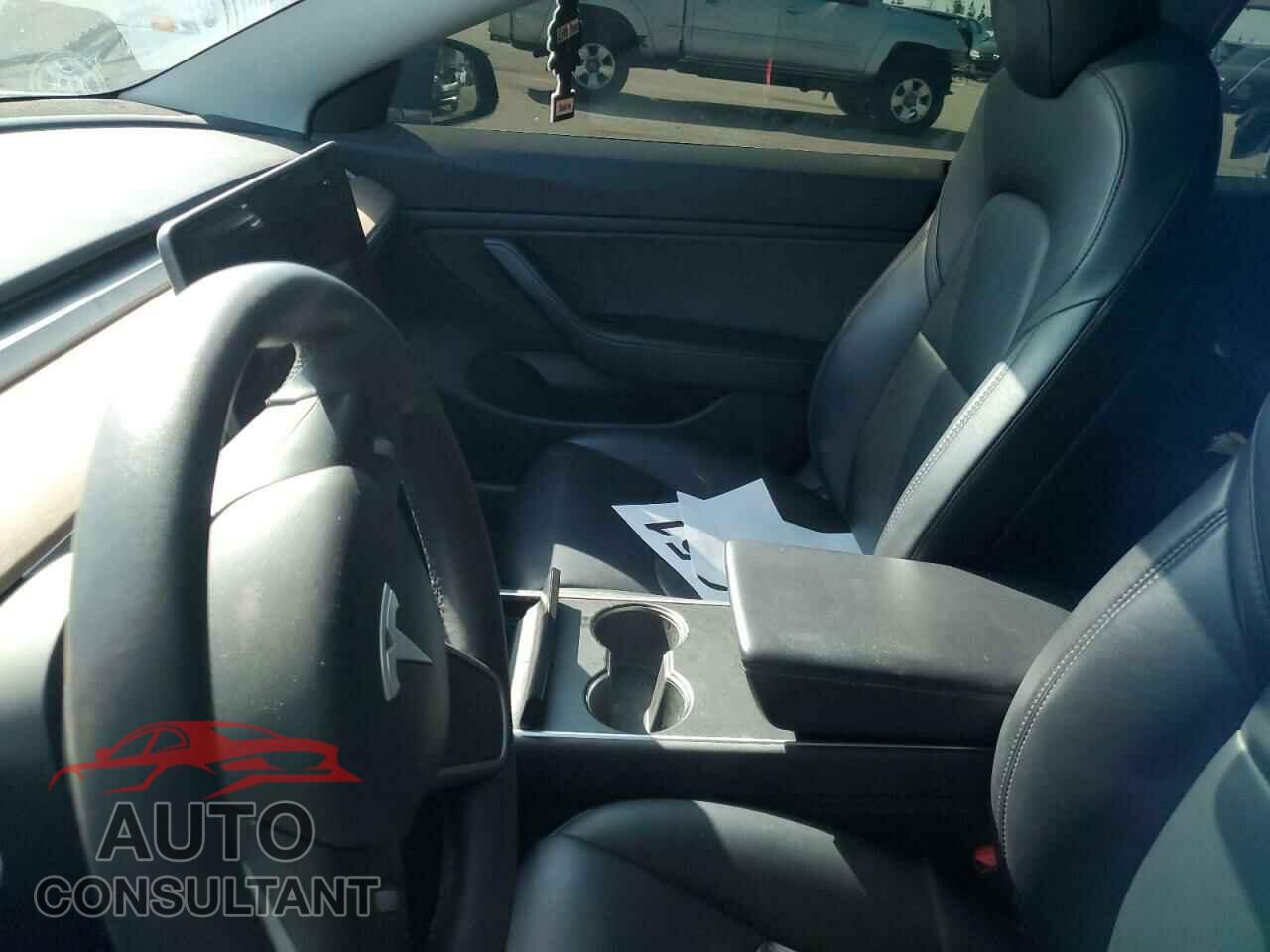 TESLA MODEL 3 2018 - 5YJ3E1EA5JF075964