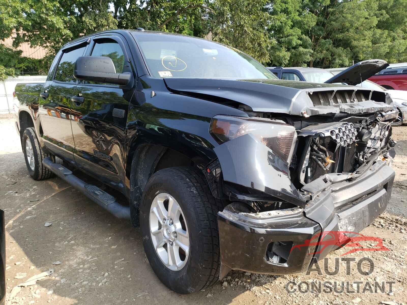 TOYOTA TUNDRA 2018 - 5TFDY5F17JX697389