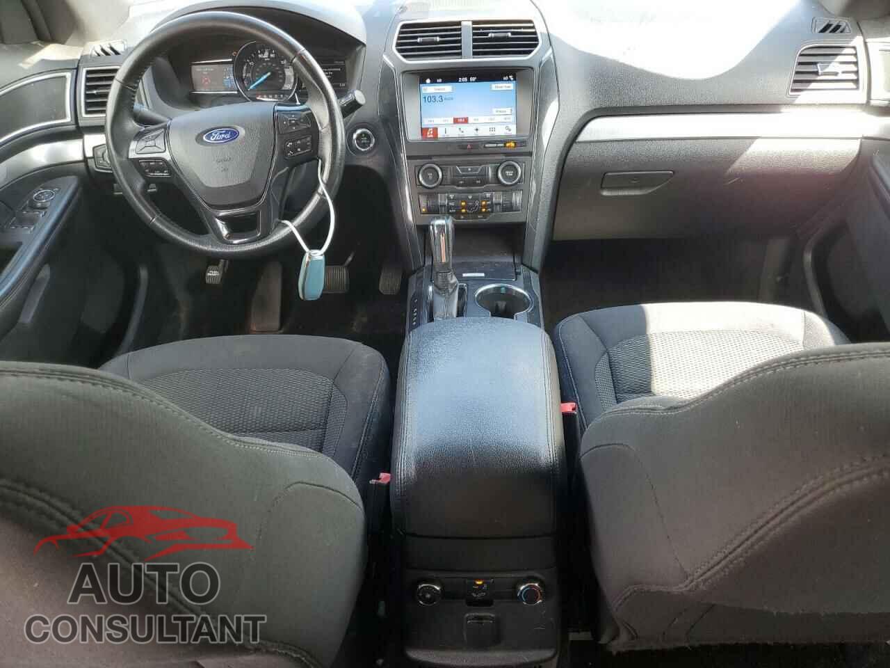 FORD EXPLORER 2017 - 1FM5K8DH1HGB41396