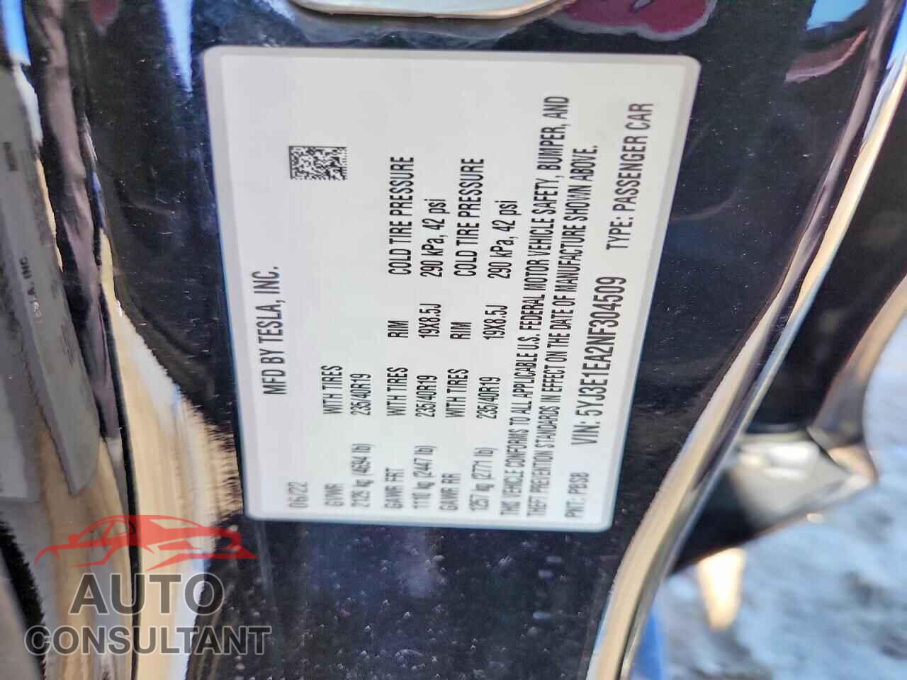 TESLA MODEL 3 2022 - 5YJ3E1EA2NF304509