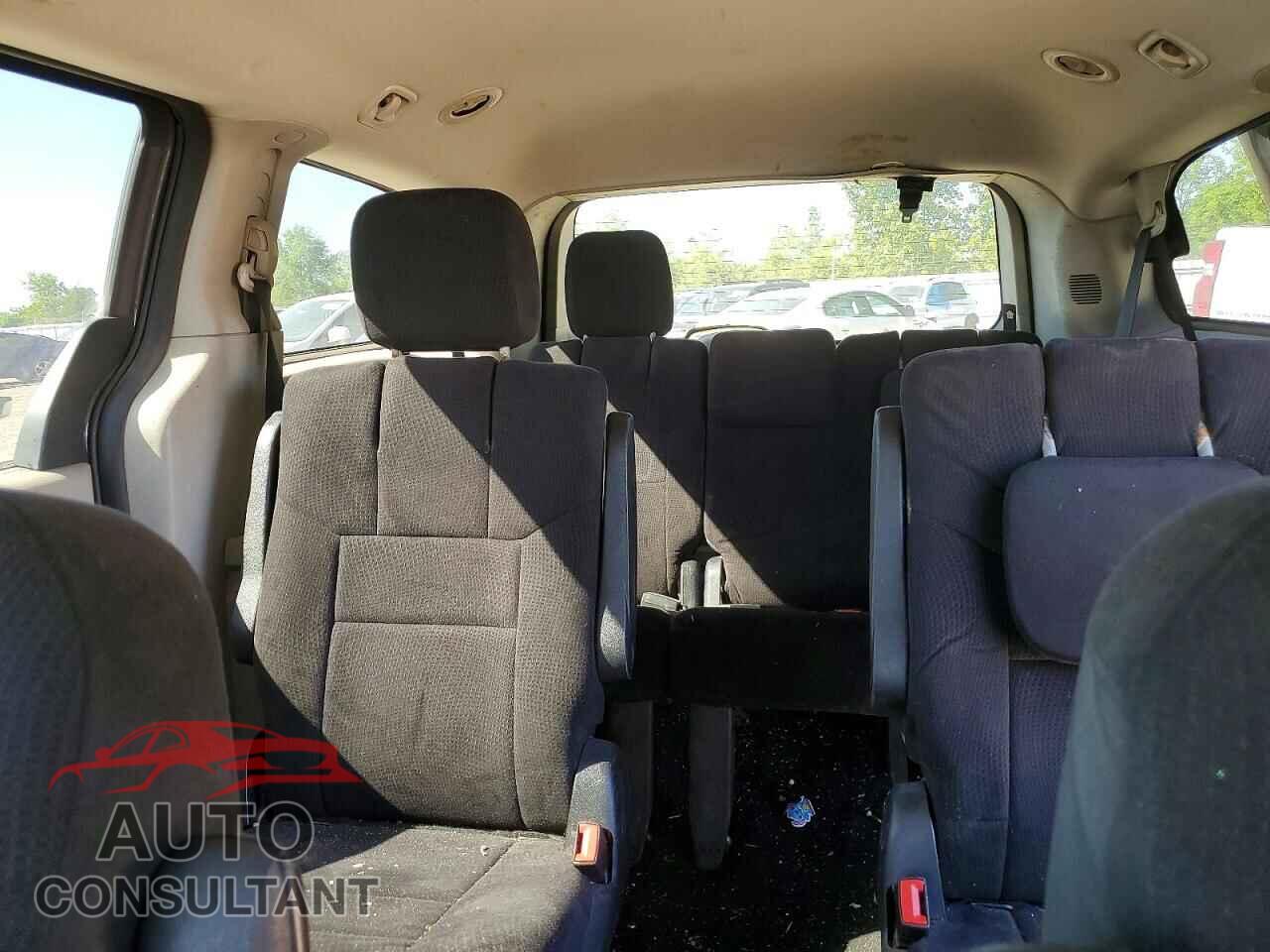 DODGE CARAVAN 2011 - 2D4RN4DGXBR673669