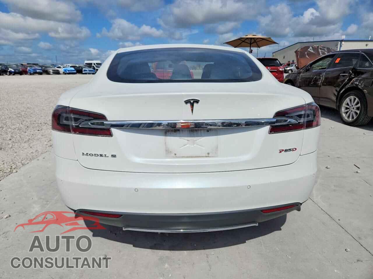 TESLA MODEL S 2014 - 5YJSA1H20EFP67857