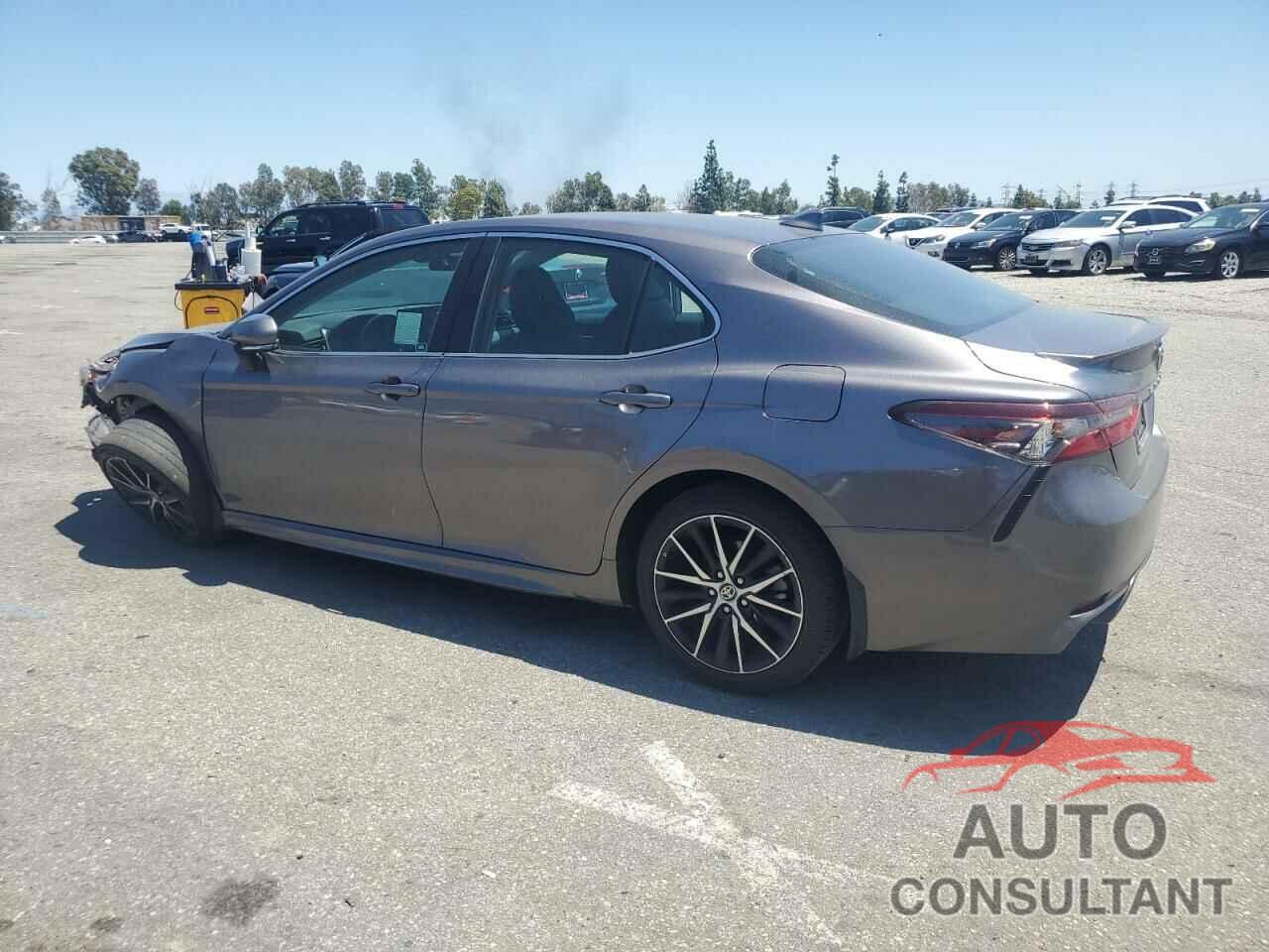 TOYOTA CAMRY 2022 - 4T1G11AK3NU062070
