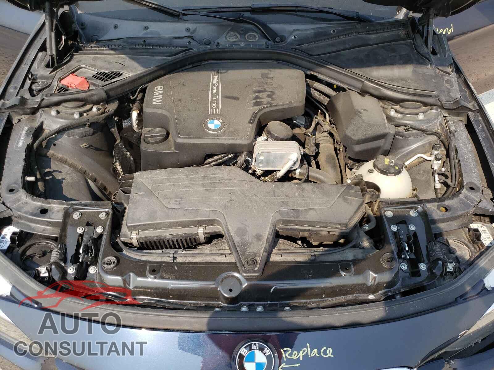 BMW 3 SERIES 2016 - WBA8E1G55GNT37382
