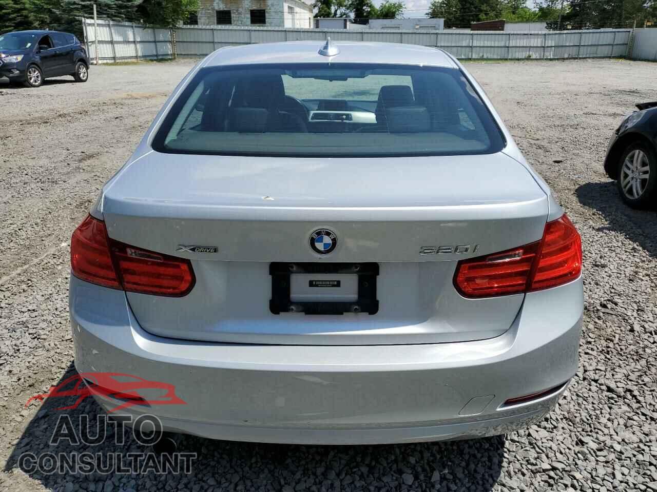 BMW 3 SERIES 2015 - WBA3C3C52FP663015