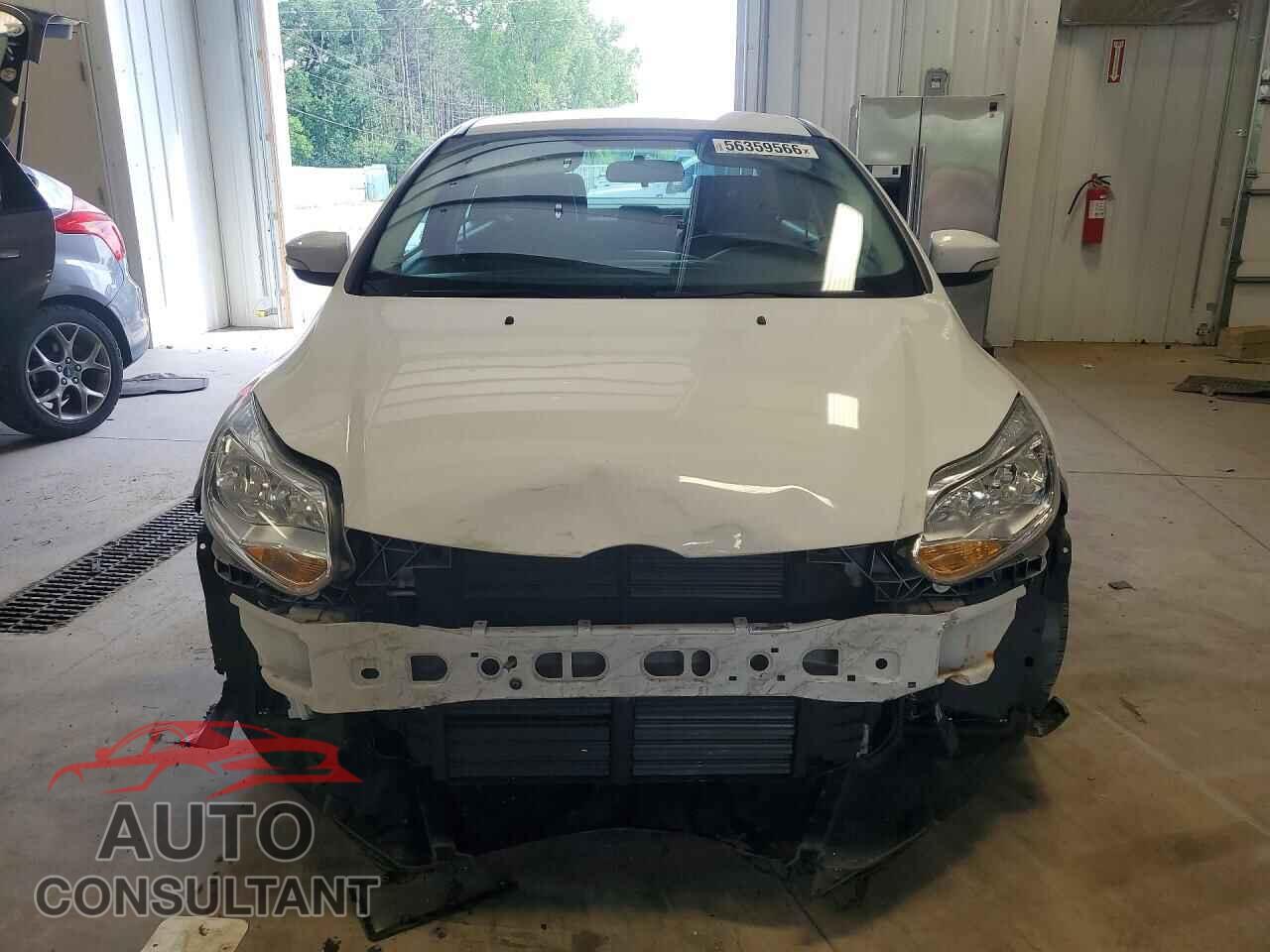 FORD FOCUS 2013 - 1FADP3F20DL138428