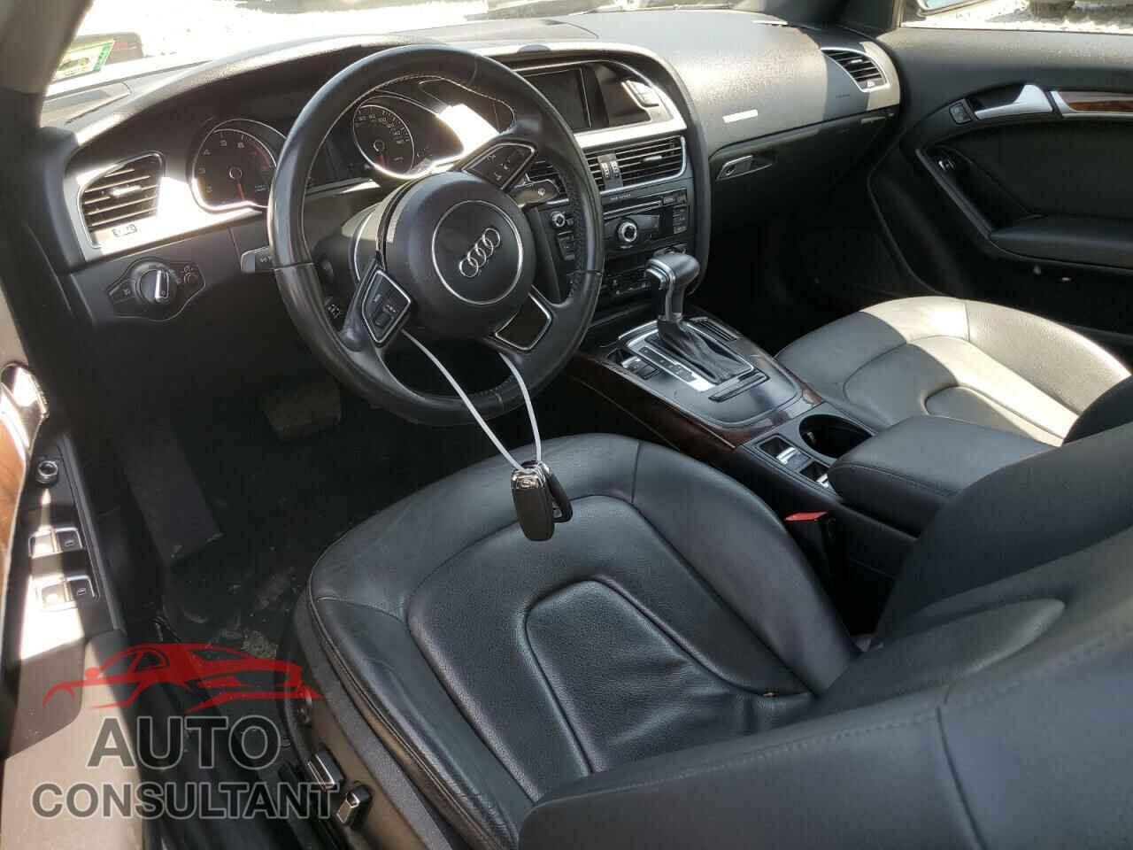 AUDI A5 2013 - WAUCFAFH8DN001675
