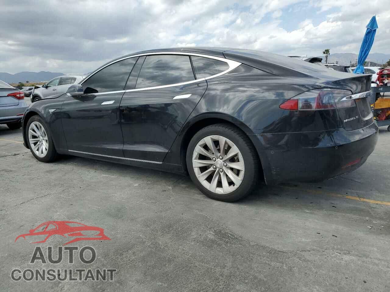 TESLA MODEL S 2016 - 5YJSA1E10GF156998