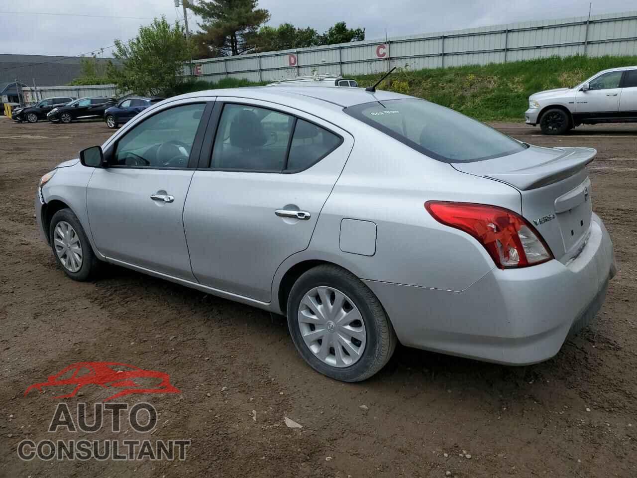 NISSAN VERSA 2019 - 3N1CN7AP3KL878212