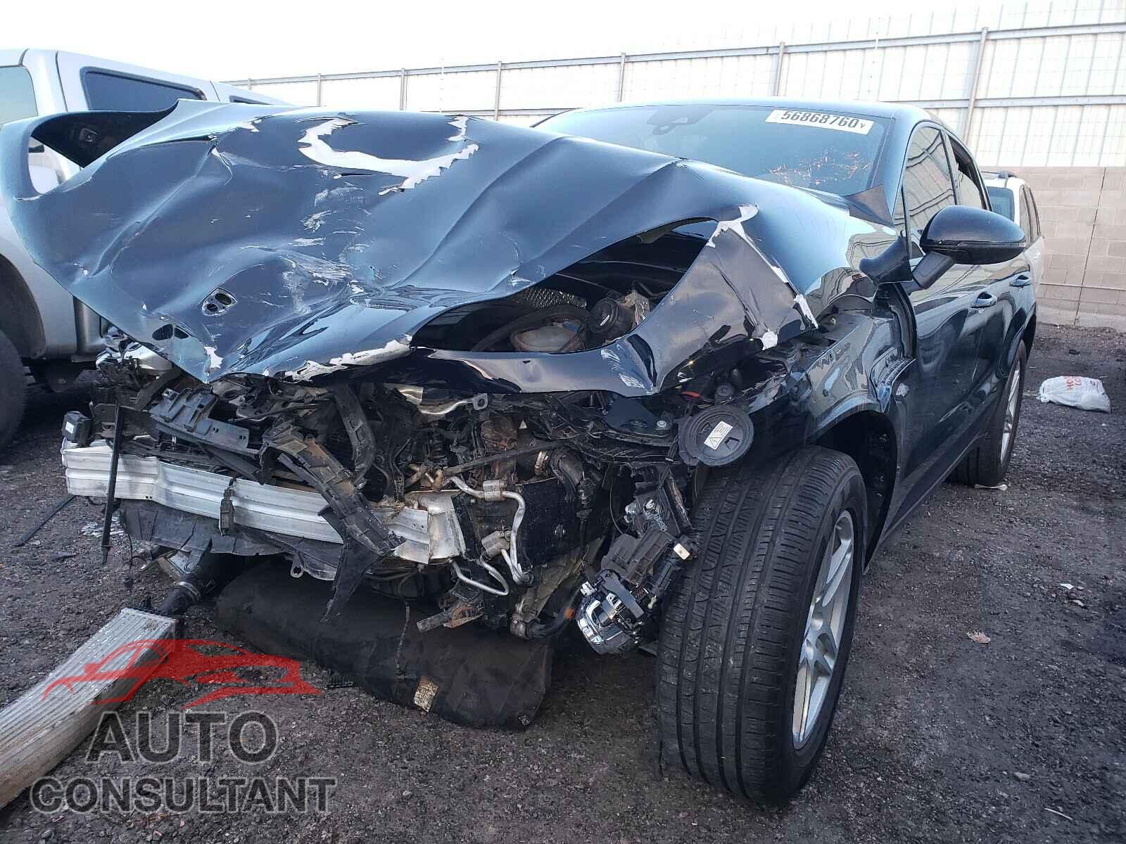 PORSCHE MACAN 2018 - WP1AA2A53JLB13141