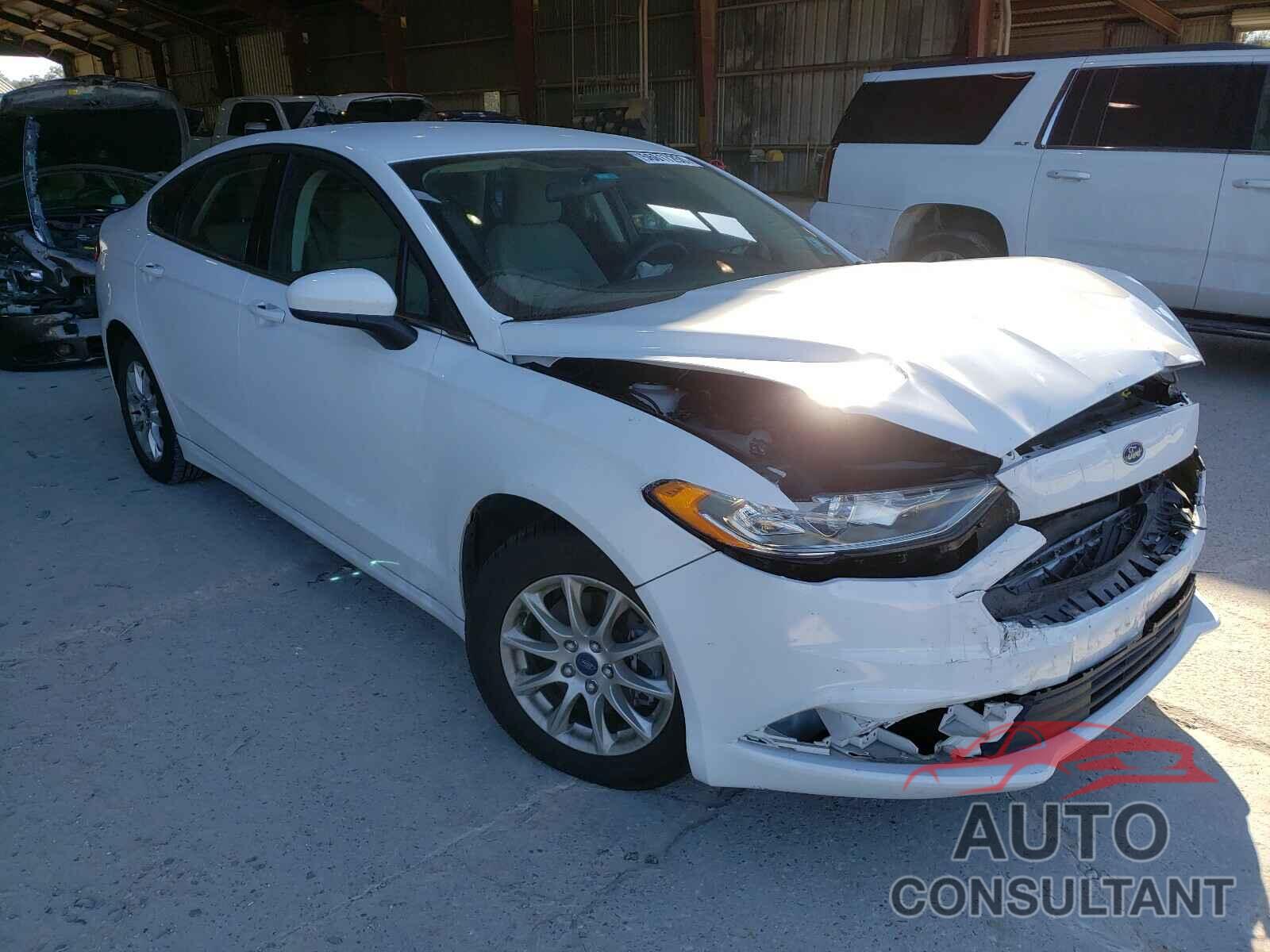 FORD FUSION 2017 - 3FA6P0G71HR244394