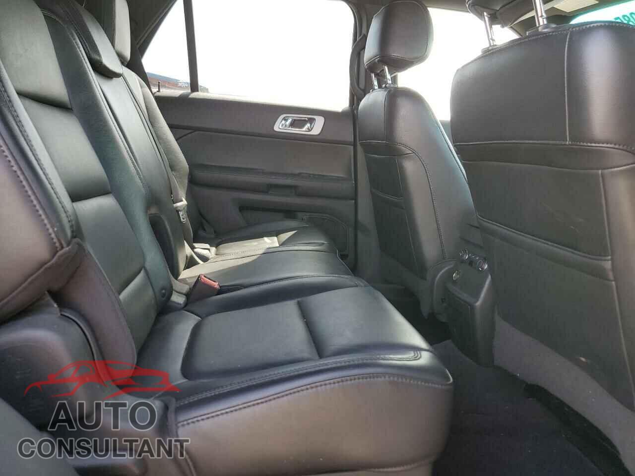 FORD EXPLORER 2011 - 1FMHK8D80BGA04258