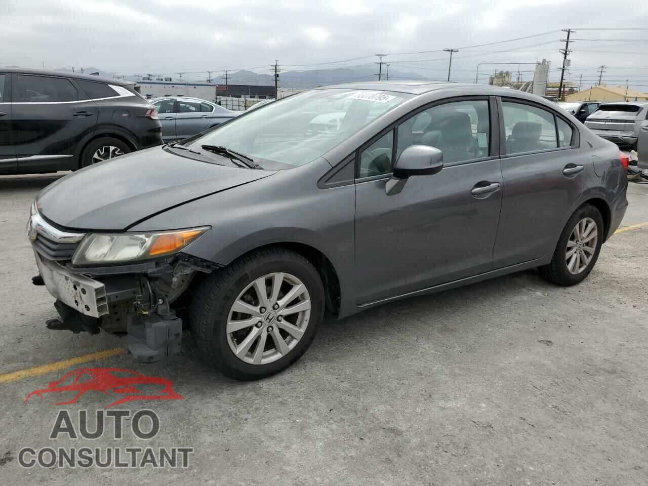 HONDA CIVIC 2012 - 2HGFB2F86CH330174