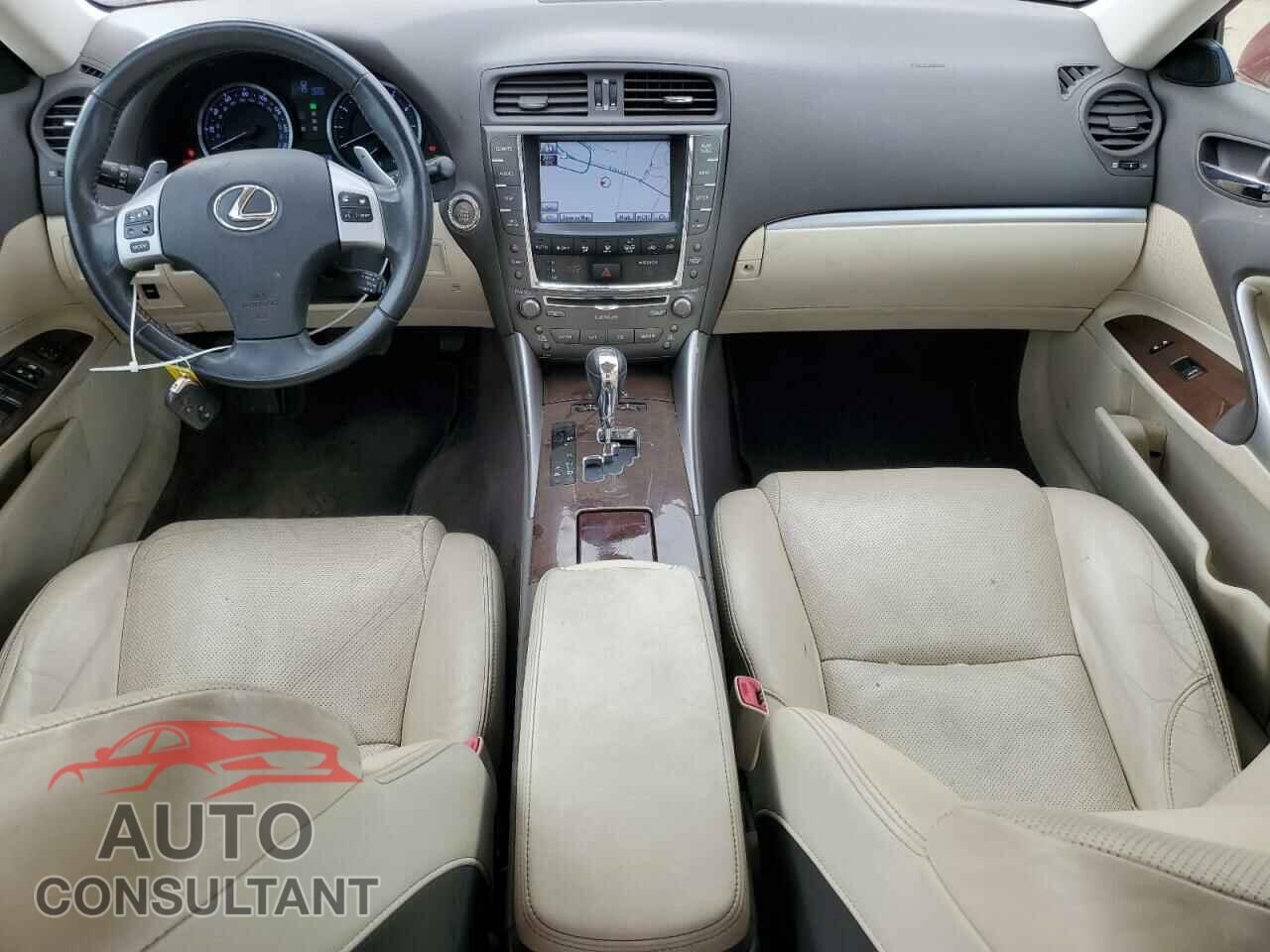 LEXUS IS 2012 - JTHCF5C27C5054925