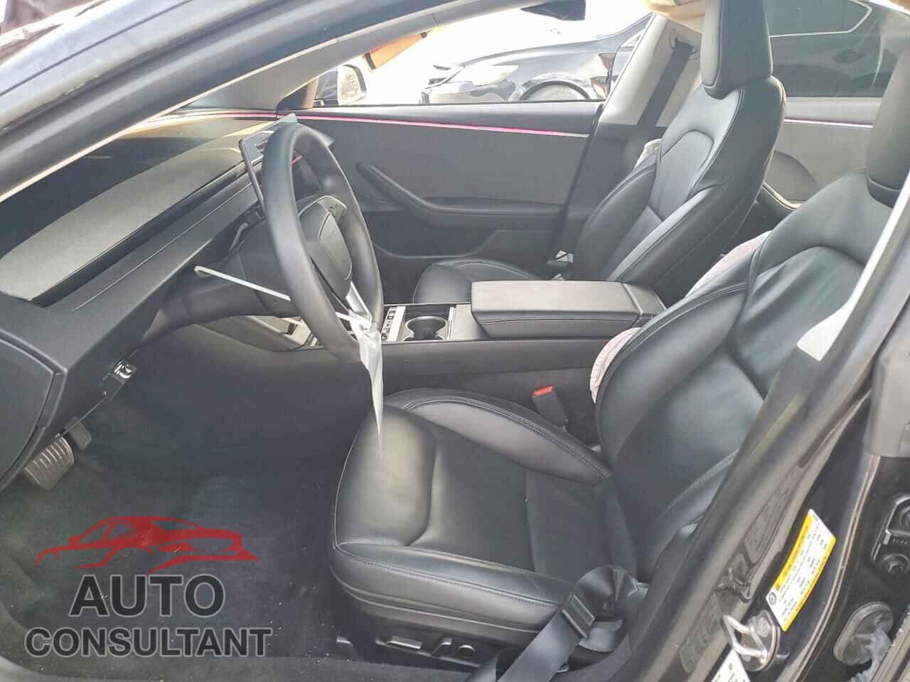 TESLA MODEL 3 2024 - 5YJ3E1EA6RF766108