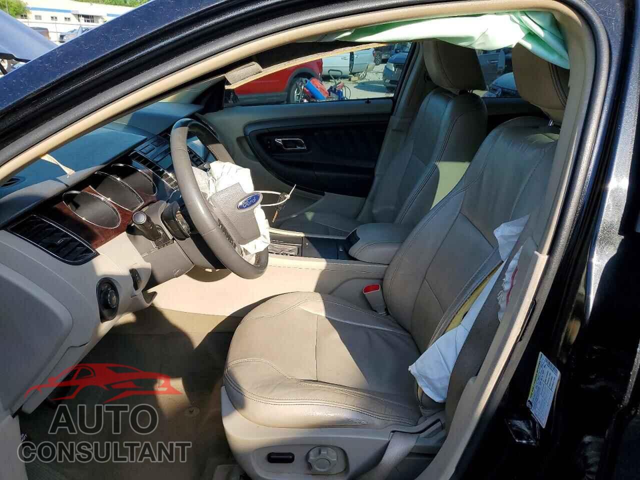 FORD TAURUS 2011 - 1FAHP2EW9BG124632