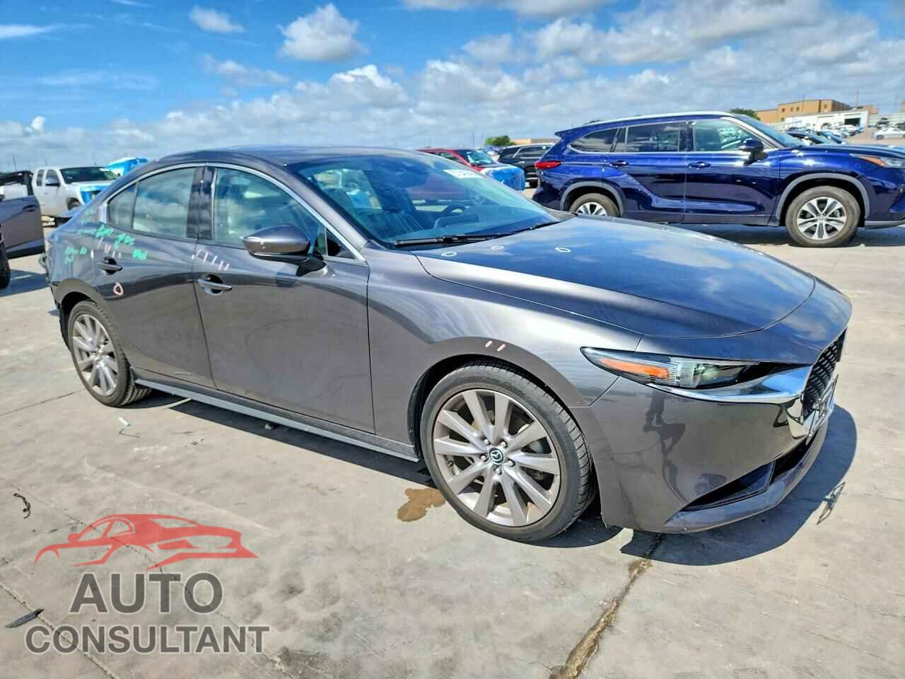 MAZDA 3 2019 - JM1BPBEM7K1132505