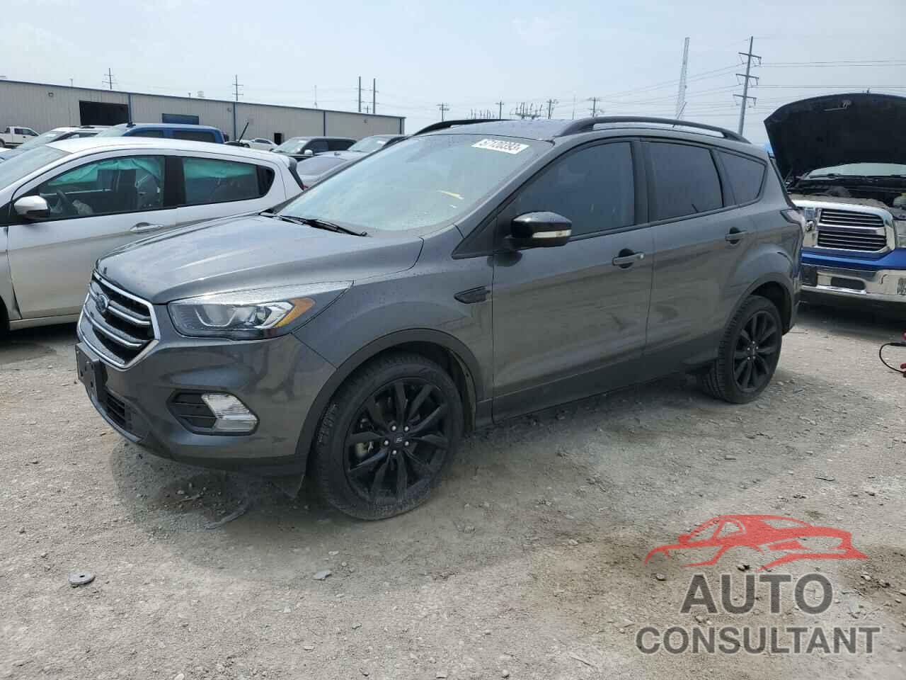 FORD ESCAPE 2017 - 1FMCU0J96HUB52122