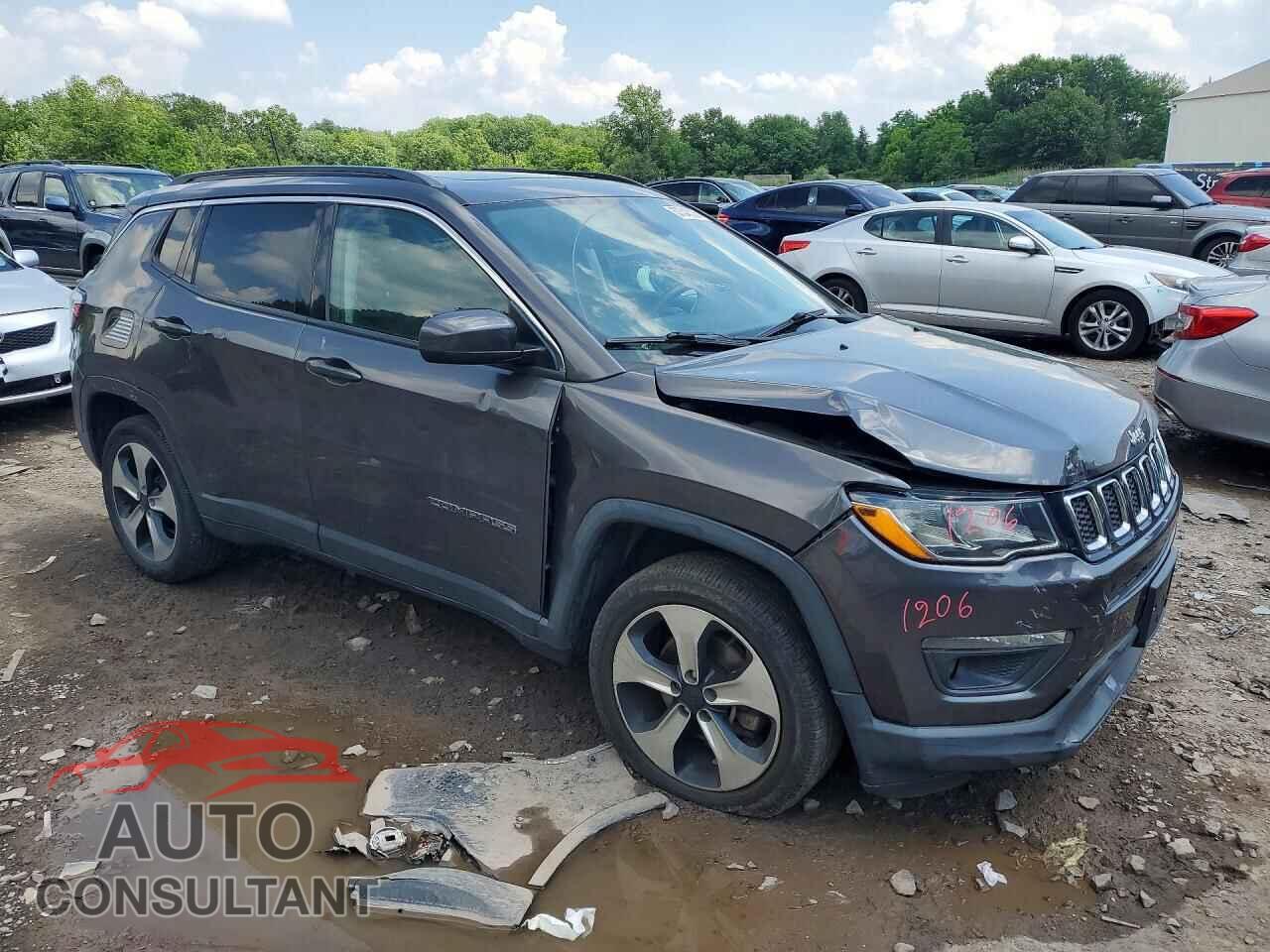 JEEP COMPASS 2018 - 3C4NJDBB4JT103872