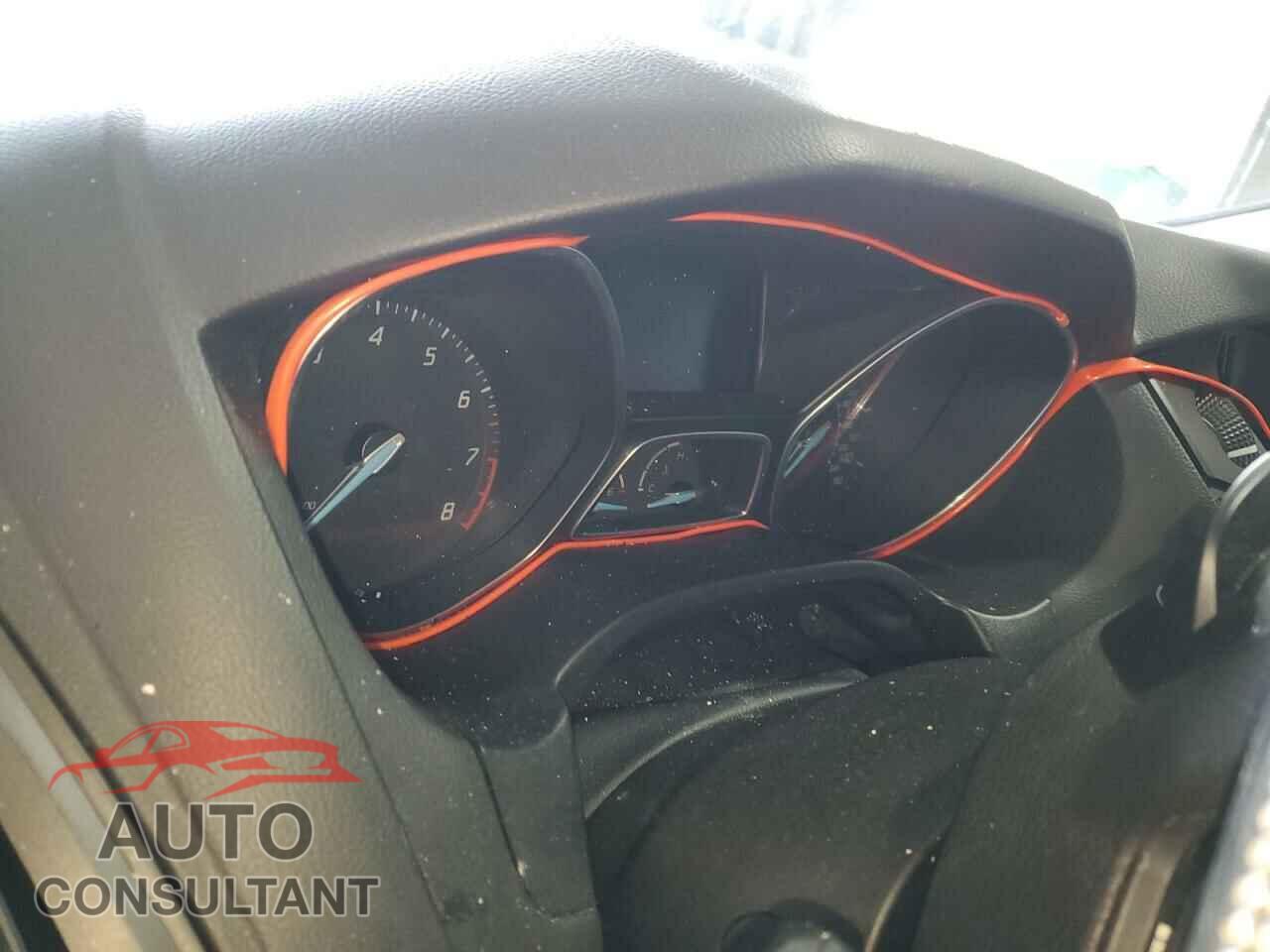 FORD FOCUS 2012 - 1FAHP3K22CL204533