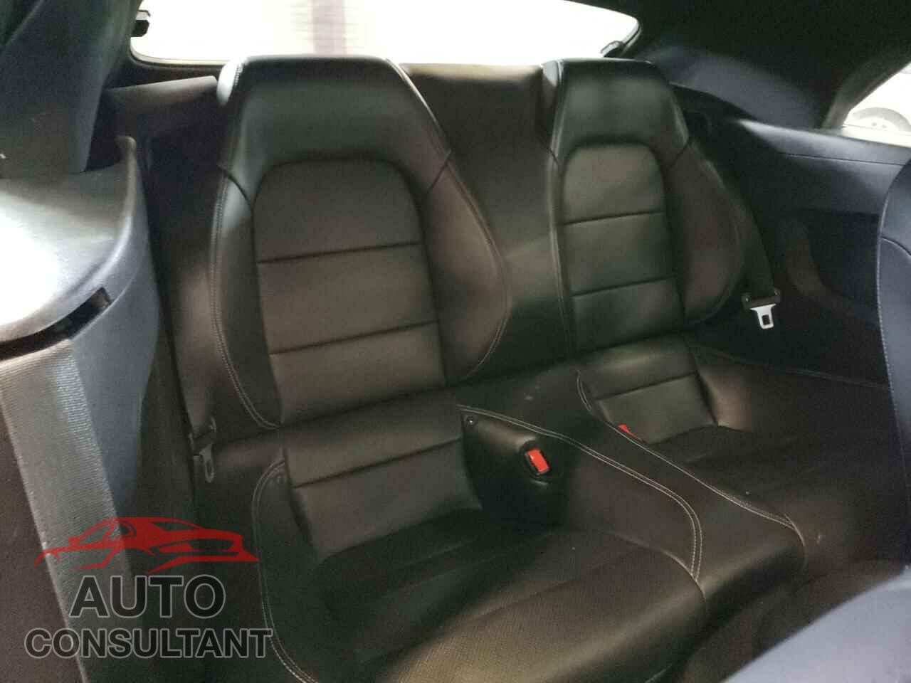FORD MUSTANG 2017 - 1FATP8UH2H5310582