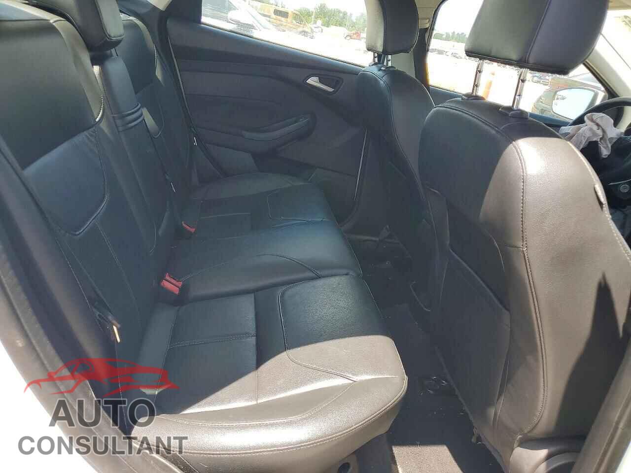 FORD FOCUS 2016 - 1FADP3F29GL398816