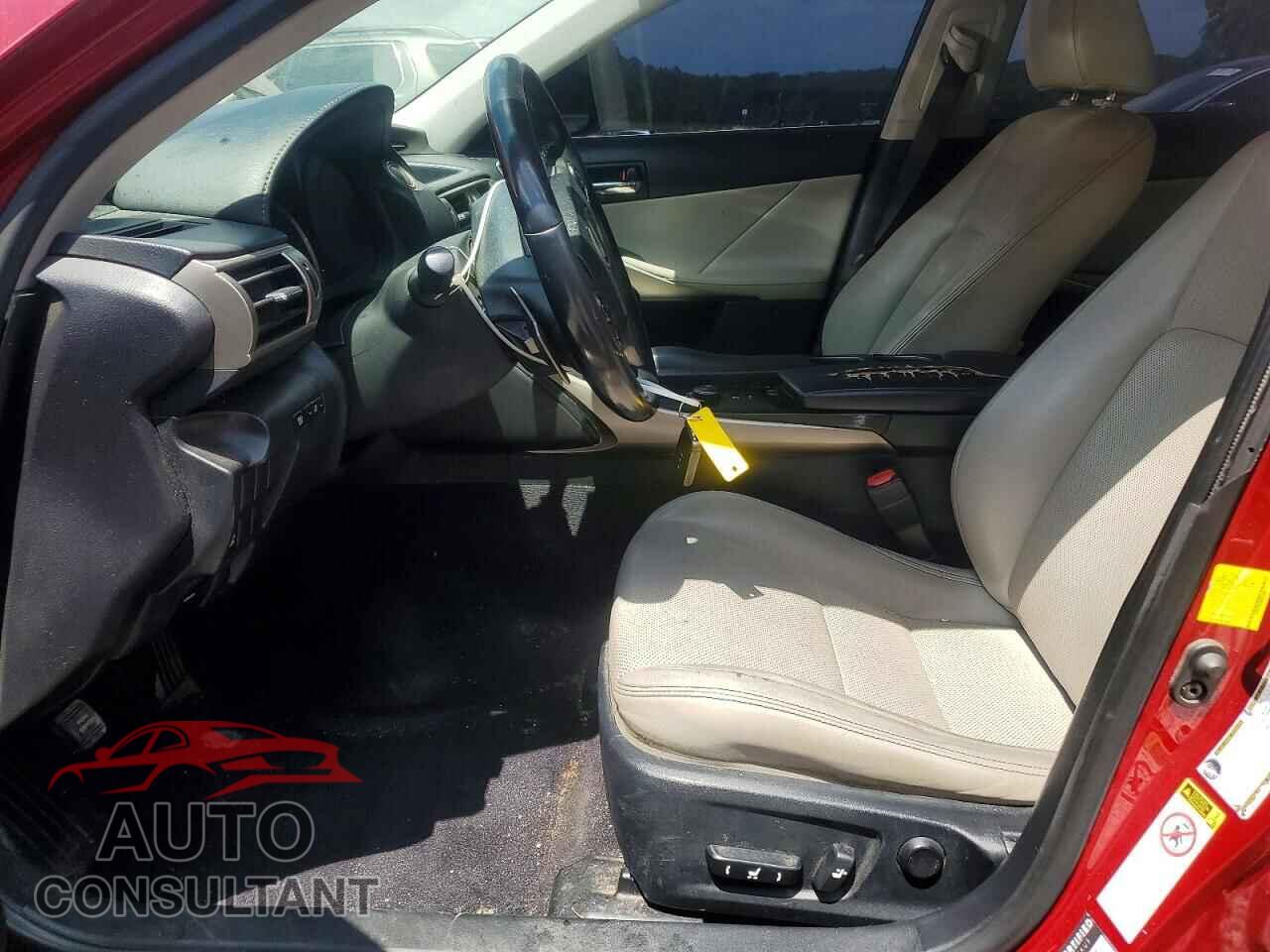 LEXUS IS 2014 - JTHCF1D25E5011601