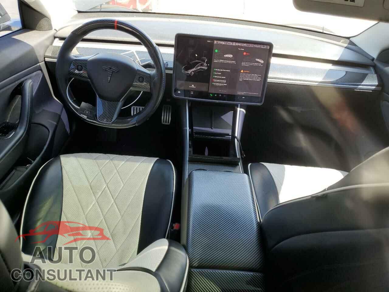TESLA MODEL 3 2019 - 5YJ3E1EB4KF513822