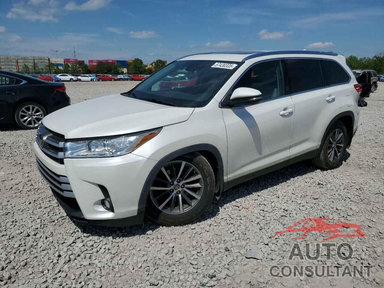 TOYOTA HIGHLANDER 2019 - 5TDJZRFH2KS626015
