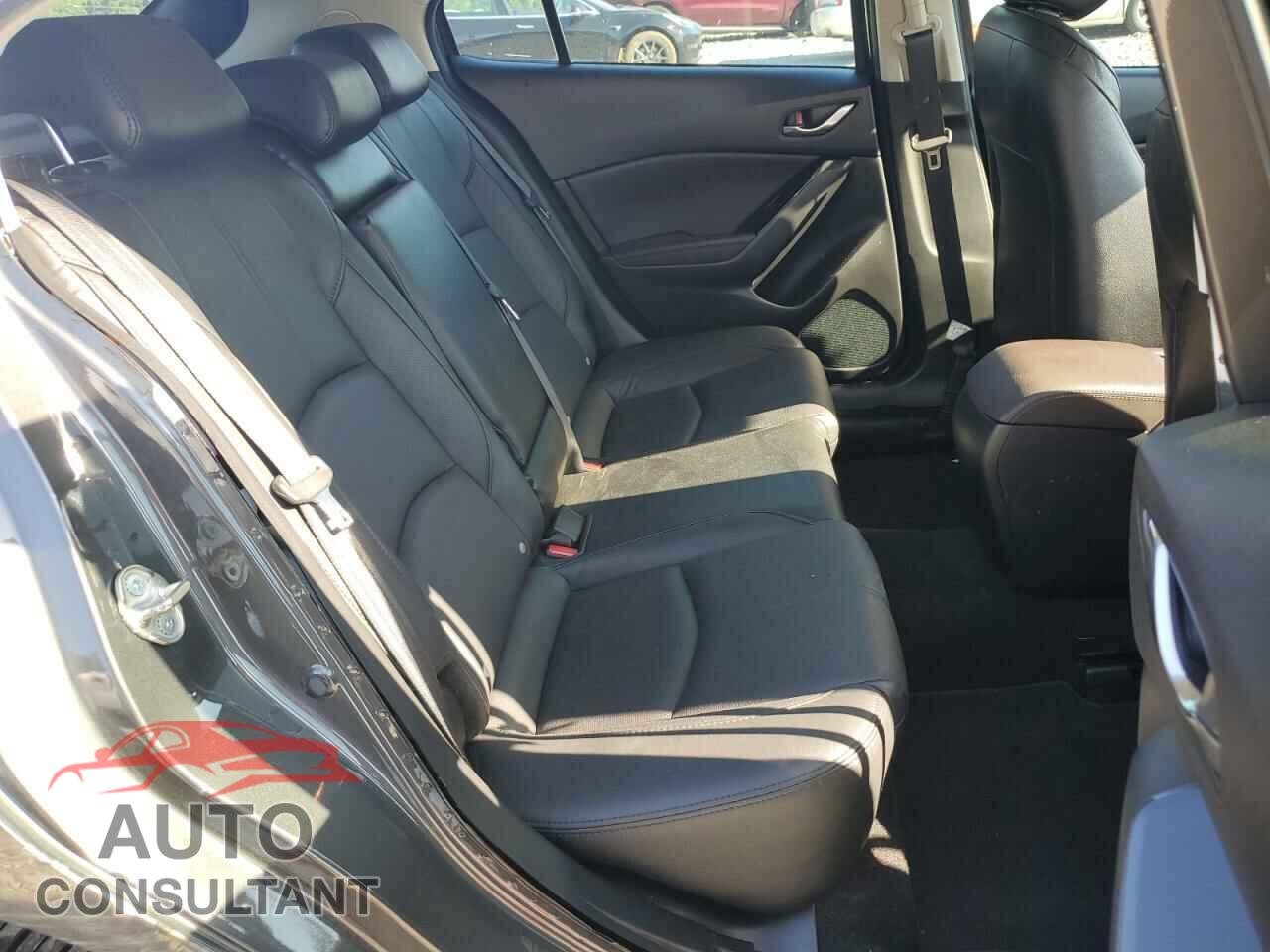 MAZDA 3 2018 - 3MZBN1M39JM221449