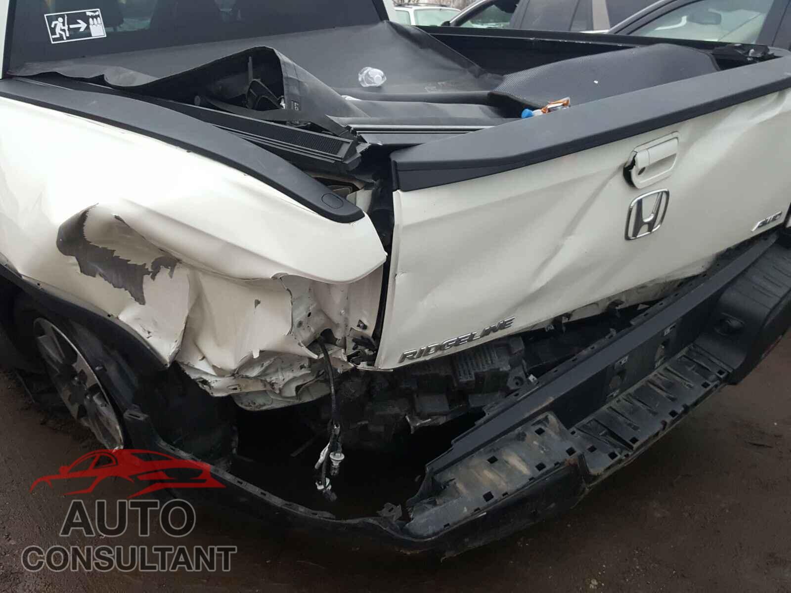 HONDA RIDGELINE 2017 - 5FPYK3F67HB014329