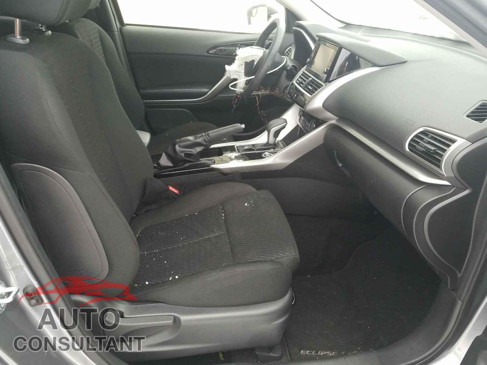 MITSUBISHI ECLIPSE 2018 - JA4AT3AA6JZ063079