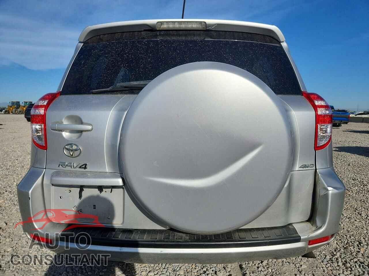 TOYOTA RAV4 2012 - 2T3BF4DV5CW202949