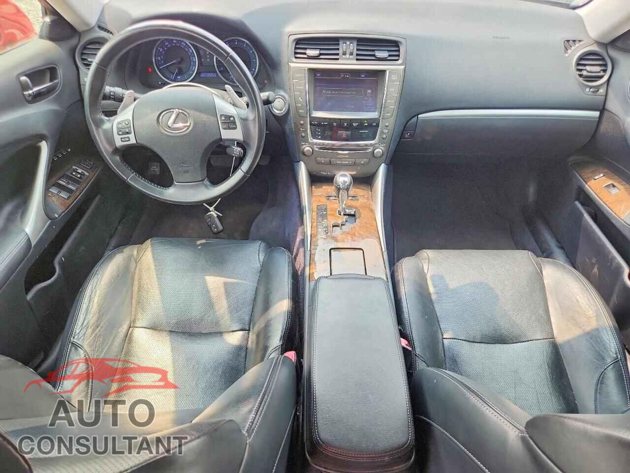 LEXUS IS 2013 - JTHCF5C27D5063576