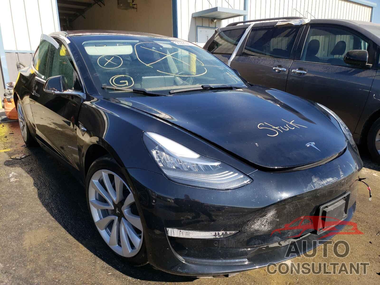 TESLA MODEL 3 2018 - 5YJ3E1EA1JF042475