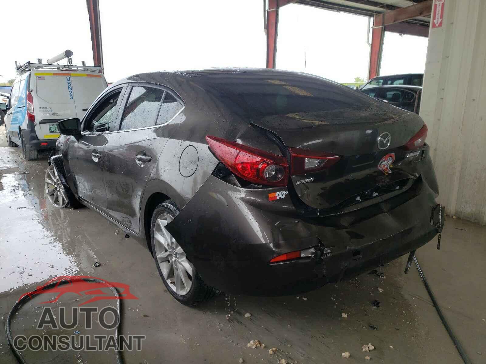 MAZDA 3 2017 - 3MZBN1V73HM122492