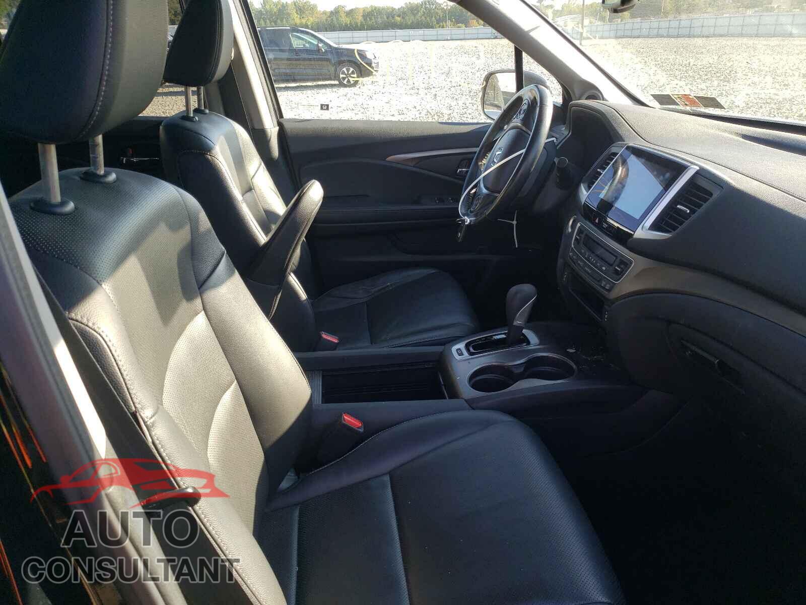 HONDA RIDGELINE 2017 - 5FPYK3F66HB014953