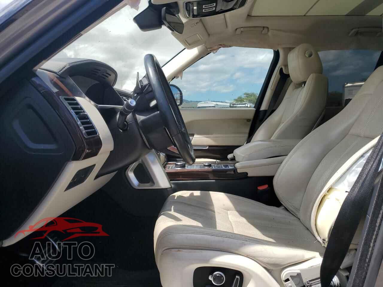 LAND ROVER RANGEROVER 2017 - SALGS2FE8HA330412