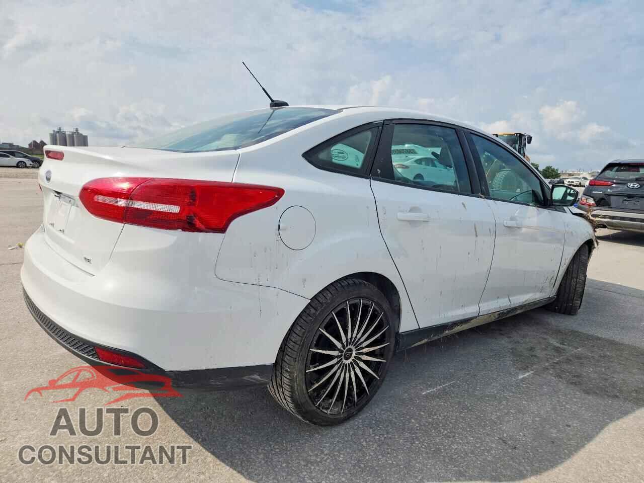 FORD FOCUS 2018 - 1FADP3F21JL206537