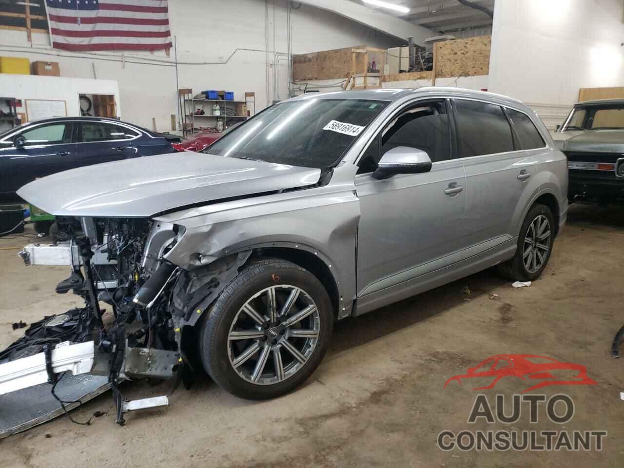 AUDI Q7 2018 - WA1LHAF73JD016228