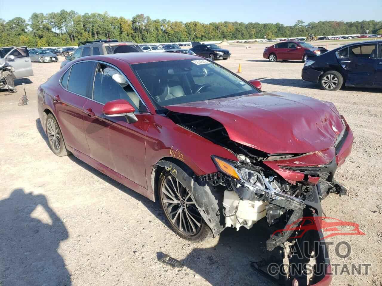 TOYOTA CAMRY 2018 - 4T1B11HKXJU558087