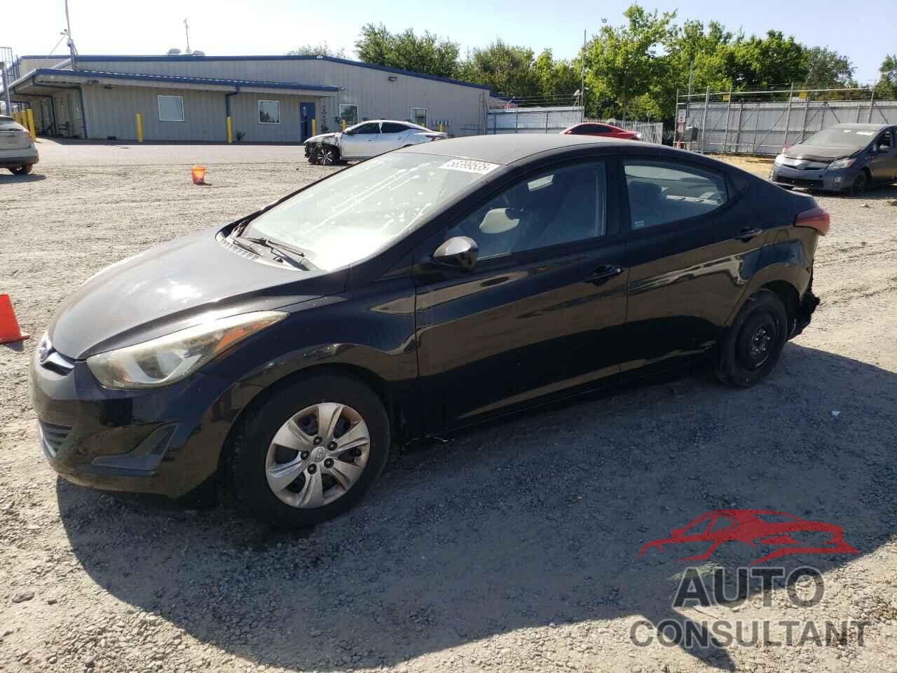 HYUNDAI ELANTRA 2016 - KMHDH4AE8GU490813