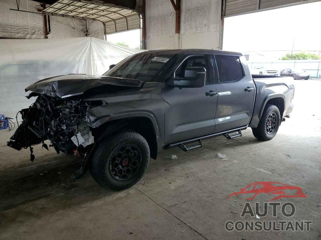TOYOTA TUNDRA 2023 - 5TFPC5DB6PX037571