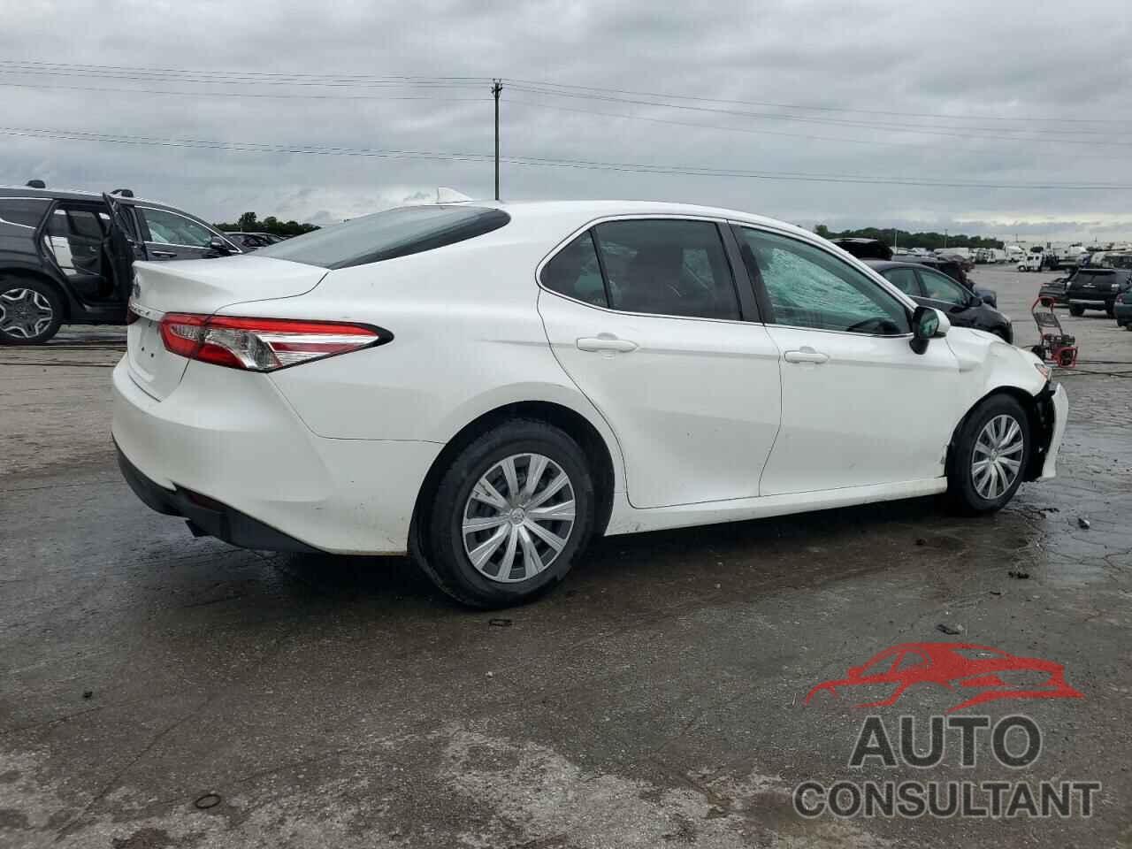 TOYOTA CAMRY 2019 - 4T1B11HK6KU717429
