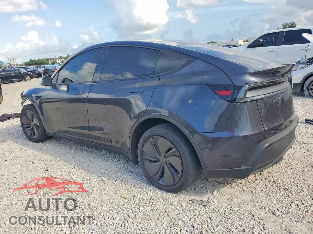 TESLA MODEL Y 2026 - 7SAYGDED5TA476882